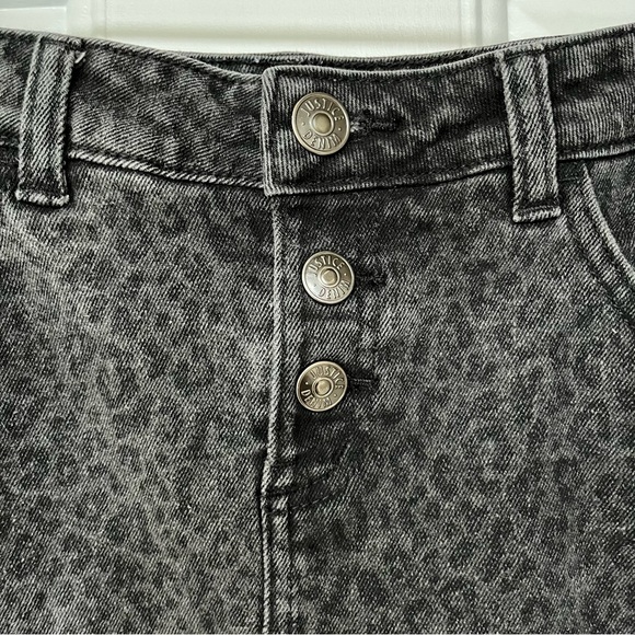 •JUSTICE• Black Leopard Print Denim Skort - Size 18 - Picture 3 of 9